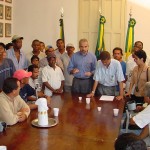 Viceprefeito participa de reunião com deficientes motores e atende reivindicações - Fotos: Márcio Dantas  AAN