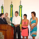 Entidades filantrópicas recebem cheques com doações arrecadadas durante Précaju 2003 - Fotos: Abmael Eduardo  AAN