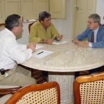 Prefeito recebe a visita de Frei Beto