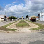 Calçadas e canteiros centrais são construídos na avenida Gasoduto - Fotos: Márcio Dantas  AAN