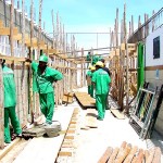 Construção de casas na Coroa do Meio será concluída ainda este mês - Fotos: Wellington Barreto  AAN