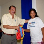 Prefeitura e Ong Missão Criança se unem a empresas privadas para beneficiar famílias carentes - Foto: Márcio Dantas  AAN