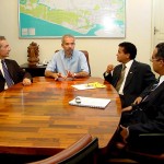 Prefeito em exercício discute parcerias com o superintendente do Banco do Brasil - Fotos: Márcio Dantas  AAN