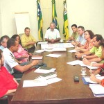 Prefeito em exercício e secretários municipais discutem plano de ação social  - Fotos: Márcio Dantas  AAN
