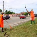 Emsurb realiza limpeza periódica da avenida João Rodrigues - Fotos: Márcio Dantas  AAN