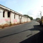 Emurb pavimenta via de acesso às balsas no bairro Industrial   - Fotos: Márcio Dantas  AAN