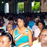 Cerca de 800 idosos assistidos pela Prefeitura de Aracaju participam da Missa de Páscoa - Fotos: Márcio Dantas  AAN