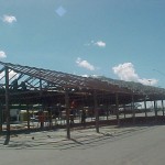 Emurb está finalizando o arraial do Forró Caju no mercado - Arraial recebendo os últimos retoques