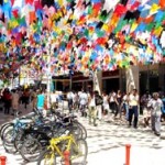 Decoração junina já começou a ser colocada nas ruas do Centro de Aracaju - Fotos: Márcio Dantas  AAN