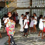 Crianças do projeto Recriando Caminhos participam de comemoração junina - Fotos: Wellington Barreto  AAN