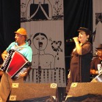 Público começa a lotar a praça de eventos dos mercados municipais - Fotos: Wellington Barreto  AAN