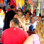 Turistas se divertem na Marinete do Forró - Fotos: Abmael Eduardo  AAN