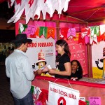 Milhares de camisinhas são distribuídas todas as noites no Forró Caju - Fotos: Márcio Dantas  AAN