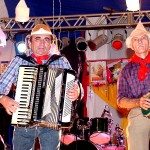 Zé Américo se apresenta no palco Gerson Filho - Fotos: Márcio Dantas  AAN