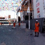 Limpeza na área do Forró Caju é feita diariamente pela Emsurb - Agência Aracaju de Notícias  Clique na foto e amplie