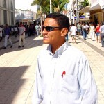 Troca de piso nos calçadões agrada população - Foto: Abmael Eduardo  AAN  Clique na foto e amplie