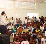 Adolescentes do Projeto Criança Cidadã participam de palestra sobre drogas - Fotos: Wellington Barreto  AAN  Clique na foto e amplie