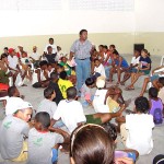 Exmeninos de rua participam de palestra sobre a importância da leitura - Fotos: Abmael Eduardo  AAN  Clique na foto e amplie