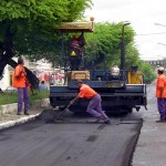 Prefeito realiza vistoria nos serviços de pavimentação do bairro Santo Antônio - Marcelo Déda acompanha de perto os serviços na av. Simeão Sobral