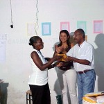 Alunos do Curso de Alfabetização da Emsurb recebem óculos prescritos por oftalmologistas - Solenidade aconteceu na tarde desta quarta