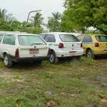 Táxis clandestinos foram apreendidos pelos fiscais da SMTT - Fotos: Lindivaldo Ribeiro  AAN  Clique na foto e amplie