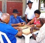 Tarde festiva marca o encontro de 350 idosos assistidos pela Prefeitura de Aracaju - Fotos: Wellington Barreto  AAN  Clique na foto e amplie