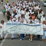 Aracajuanos participam de caminhada pela paz no trânsito - Fotos: Lindivaldo Ribeiro  AAN  Clique na foto e amplie