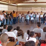 Estudantes da Escola Juscelino Kubistchek realizam atividade durante PréConferência do Meio Ambiente - Fotos: Walter Martins  AAN  Clique na foto e amplie