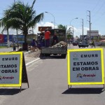 Emurb trabalha contra os alagamentos nas ruas da cidade - Equipe trabalha na avenida Heráclito Rollemberg...:e Euclides Figueiredo: ação contra os alagamentos