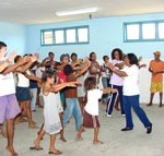 Aula de TaiChi Pai Lin desperta a garotada assistida pela Prefeitura de Aracaju - Foto: Abmael Eduardo  AAN  Clique na foto e amplie