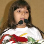 Autoridades mirins de Aracaju participam de sessão especial na Câmara de Vereadores - Prefeita mirim durante discurso na Câmara