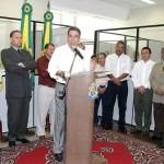 Prefeito assina convênio junto a CEF beneficiando pessoas de baixa renda - Fotos: Márcio Dantas  AAN  Clique na foto e amplie