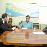 Prefeito assina mais um convênio que favorece progresso econômico e social dos aracajuanos - Fotos: Márcio Dantas  AAN  Clique na foto e amplie