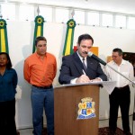 Prefeitura firma parceria com o BB para facilitar compra de computador para professores - Fotos: Wellington Barreto  AAN  Clique na foto e amplie