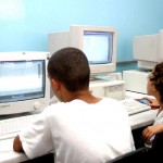 Alunos da Escola Oscar Nascimento ampliam conhecimentos com aulas de informática - Foto: Wellington Barreto  AAN  Clique na foto e amplie