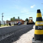 População beneficiada com serviços realizados pela Emurb - Fotos: Wellington Barreto