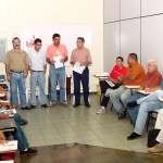 Presidentes de associações de moradores e representantes do Credpovo discutem programas de financiamento - Fotos: Abmael Eduardo