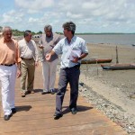 Prefeito em exercício visita canteiro de obras na orla do bairro Industrial - Fotos: Márcio Garcêz