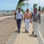 Prefeito em exercício visita canteiro de obras na orla do bairro Industrial - Fotos: Márcio Garcêz