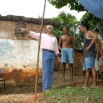Prefeito em exercício verifica estragos causados pelas chuvas  - Fotos: Márcio Dantas