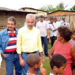 Prefeito em exercício presta solidariedade a família de adolescente afogado durante as chuvas - Fotos: Abmael Eduardo
