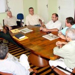 Prefeito em exercício recebe visita de vereadores  - Fotos: Abmael Eduardo  AAN  Clique na foto e amplie