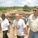 Marcelo Déda visita cidades do sertão atingidas pelas chuvas - Fotos: Márcio Dantas