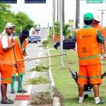 Emsurb executa operação de limpeza nas proximidades do Distrito Industrial - Fotos: Wellington Barreto