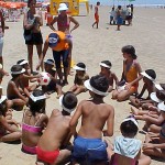 Campanha “Lixo Zero na Praia é Dez” chega à praia do Robalo - Campanha movimentou a praia no domingo