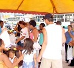 Mais de 21 toneladas de alimentos foram arrecadadas até agora pela prefeitura - Fotos: Wellington Barreto