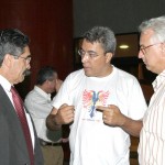 Ministro chega a Aracaju e assegura auxílio a famílias desabrigadas - Fotos: Márcio Dantas