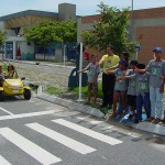 Escola de Trânsito recebe crianças do Peti - Crianças do Peti tiveram aula sobre trânsito