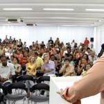 Cerca de 500 pessoas são beneficiadas com a entrega dos primeiros kits do programa Brasil Alfabetizado - Prefeito entrega kits do Brasil Alfabetizado