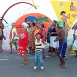 Freqüentadores do Posto de saúde Dona Jovem comemoram Carnaval - Idosos demonstram muita animação